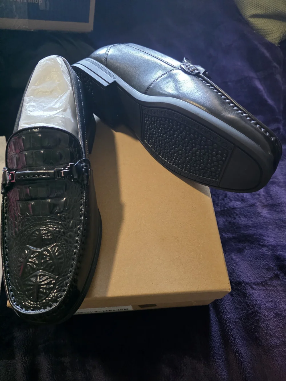 Men's Black Croc-Embossed Leather Loafers Size 10